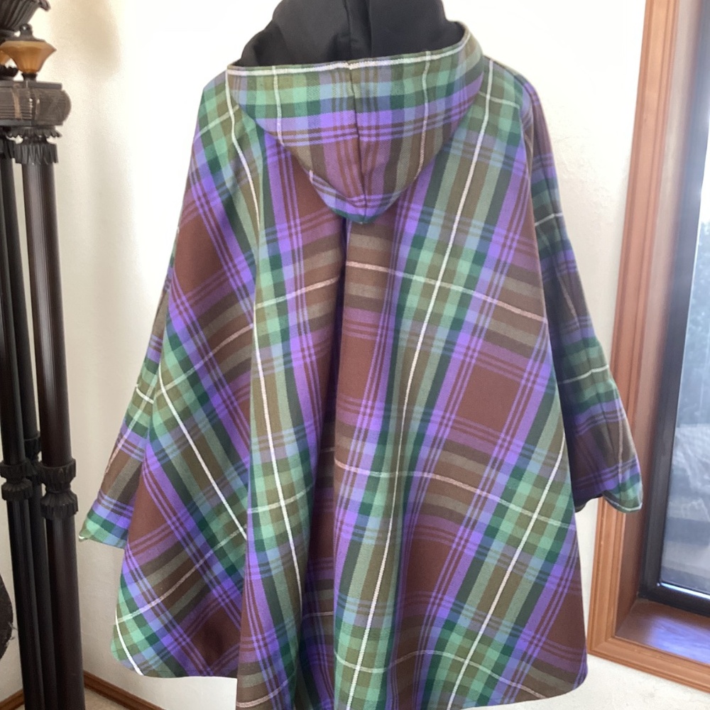Handmade Fully Lined Purple Green Brown Hooded Cape Silver Toggle - Picture 4 of 8